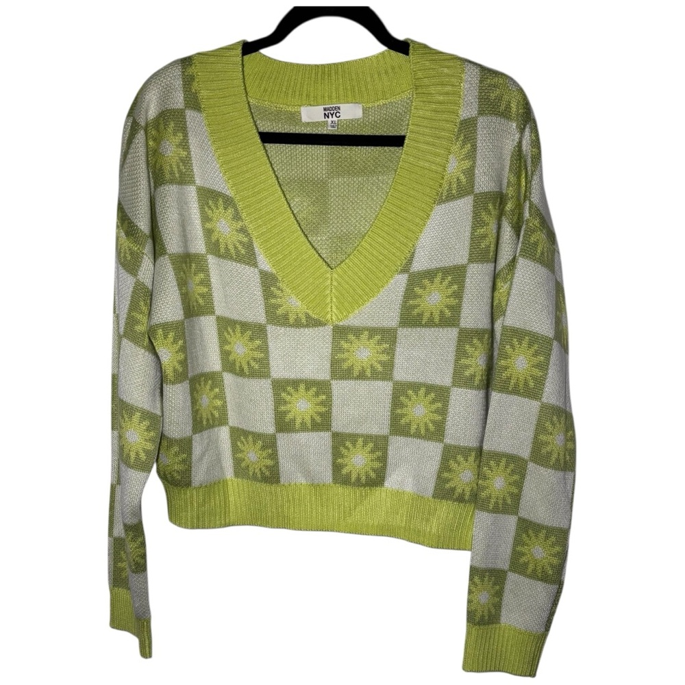 Madden NYC Checkered Floral V-Neck‎ Sweater Lime Green Star Starburst